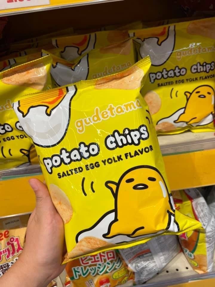 GUDETAMA-PAPAS FRITAS-YEMA DE HUEVO SALADO